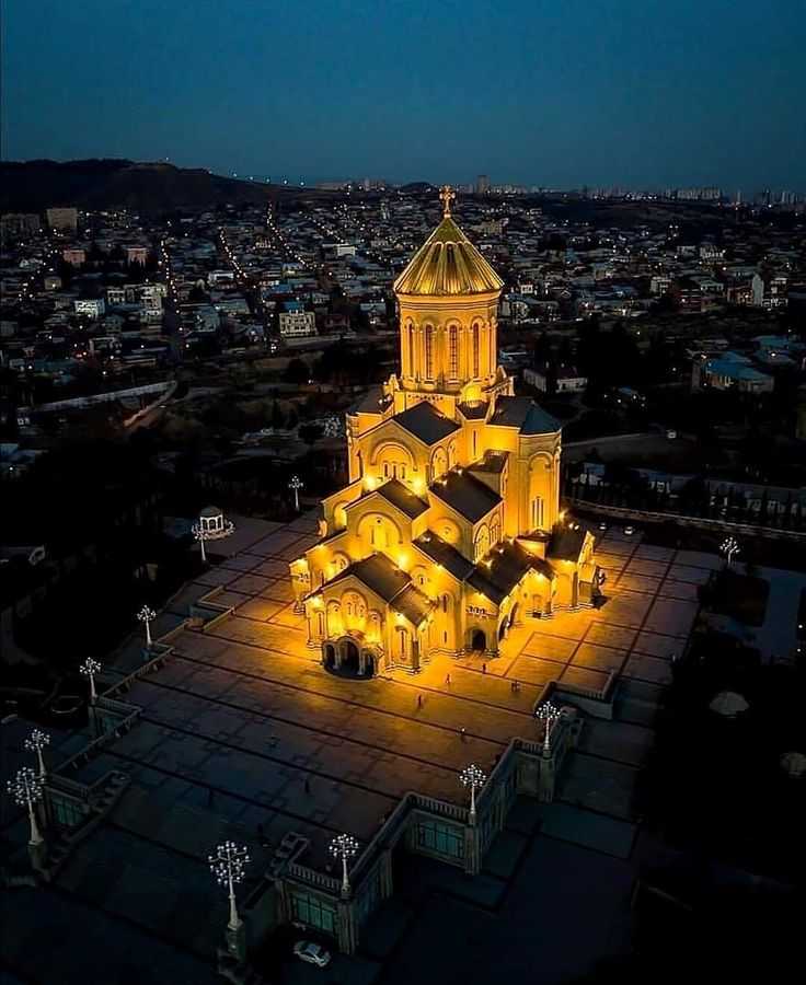 Цминда самеба – главный грузинский православный храм