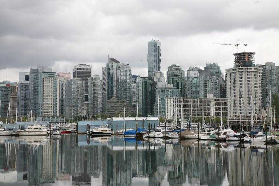 Подборка видео про Ванкувер от популярных программ и блогеров, которые помогут Вам узнать о городе Ванкувер и Канады много нового и интересного